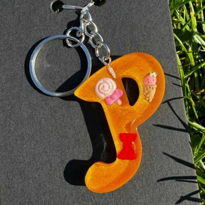 Schlüsselanhänger / Orange / Buchstabe P